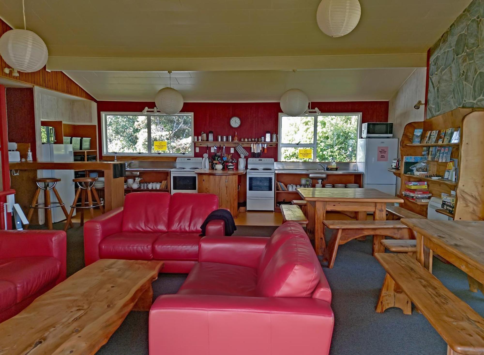 Punakaiki Beach Hostel Екстер'єр фото