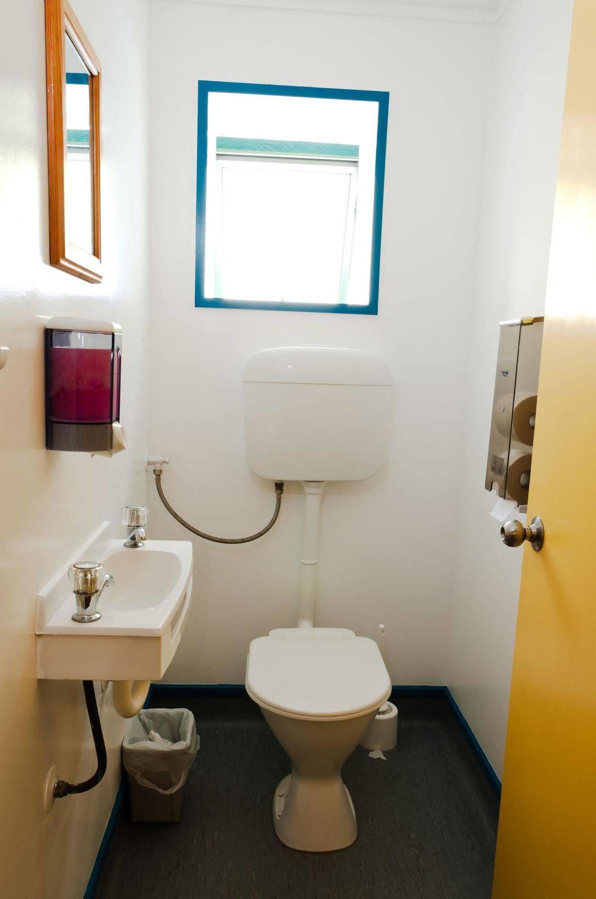 Punakaiki Beach Hostel Екстер'єр фото