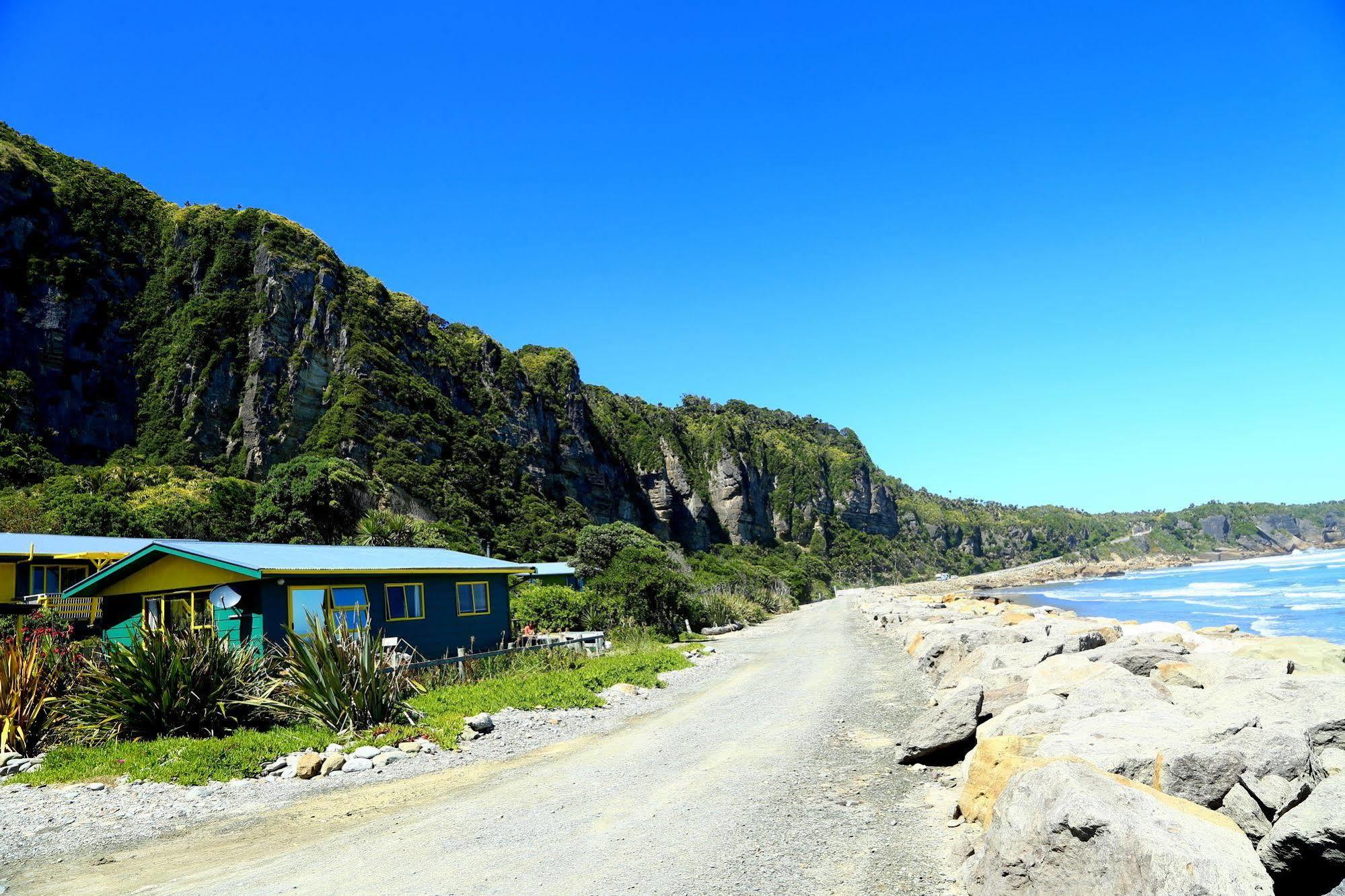 Punakaiki Beach Hostel Екстер'єр фото