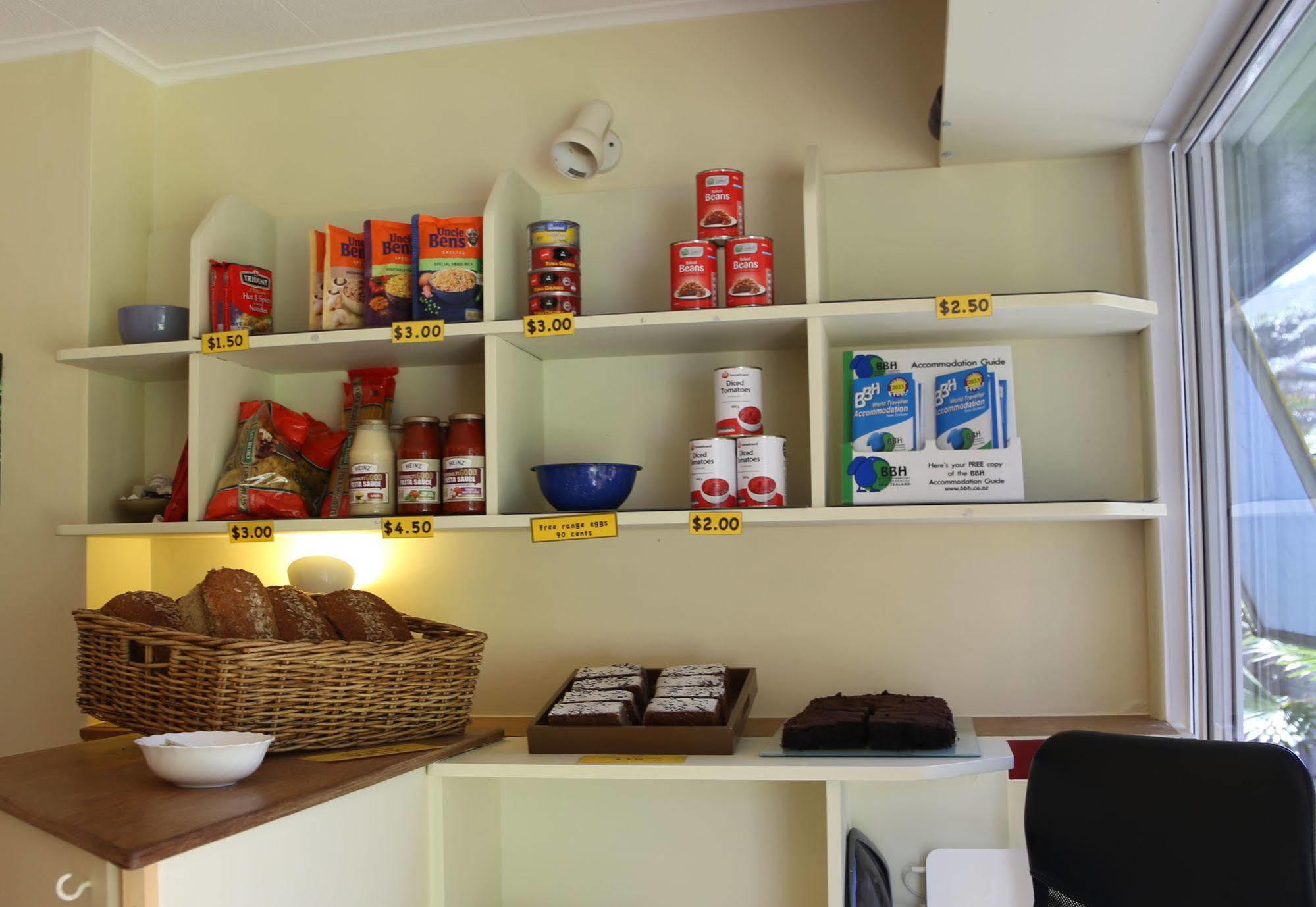 Punakaiki Beach Hostel Екстер'єр фото